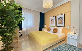 Chic Flat Near Shopping Malls In Sisli