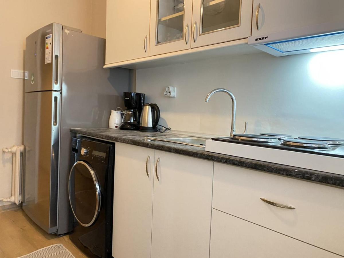Chic Flat Near Shopping Malls In Sisli Apartment Istanbul Exterior photo