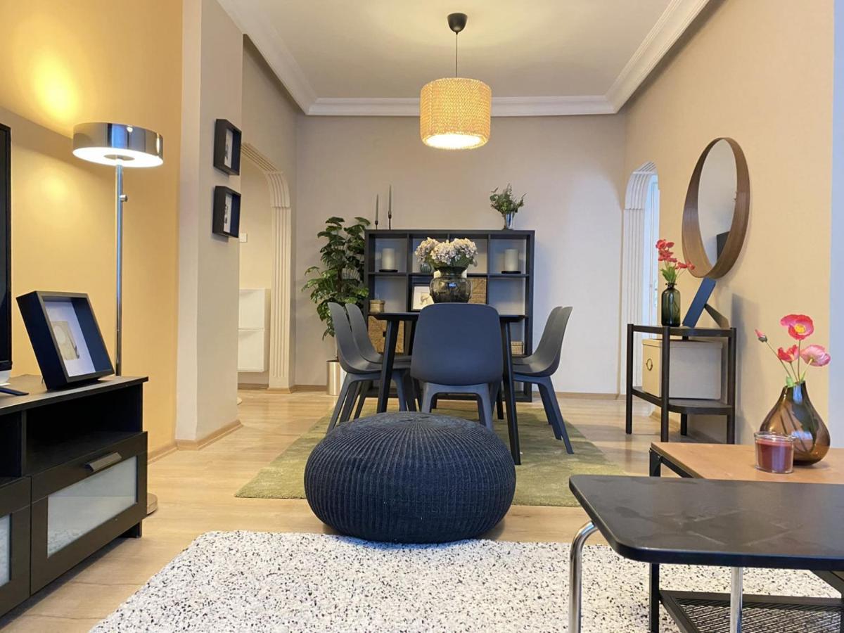 Chic Flat Near Shopping Malls In Sisli Apartment Istanbul Exterior photo